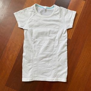 Ivivva Fly Tech Short Sleeve Size 10 (girls) White